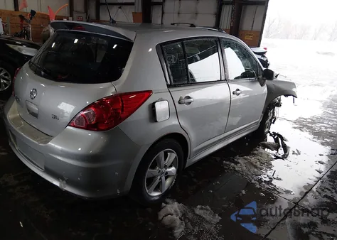 2011 Nissan Versa 1.8Sl z USA, uszkodzony, nr VIN 3N1BC1CP5BL391508